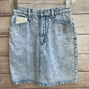 ‎VINTAGE EXTRA BLUES JEAN SKIRT IN ACID WASH